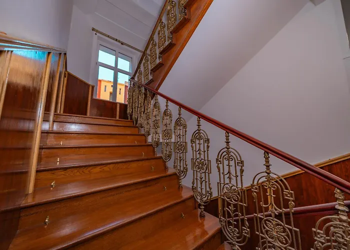 4 Bob's - 3 Bedrooms, King Size Beds * Prag