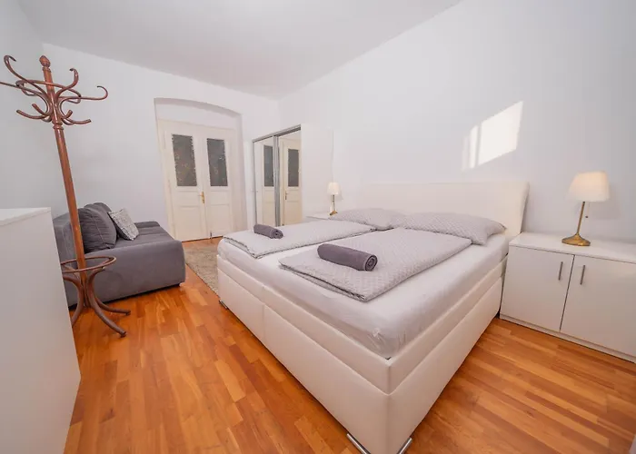 4 Bob's - 3 Bedrooms, King Size Beds Lägenhet *