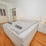 4 Bob's - 3 Bedrooms, King Size Beds Appartement